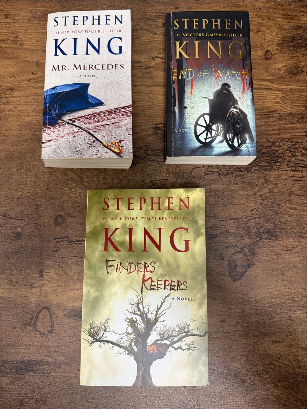Lot of 3 Stephen King Paperbacks - Mr. Mercedes, Fingers Keepers, End of Watch